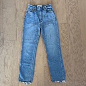 Abercrombie & Fitch | The Ankle Straight Ultra High Rise Jeans